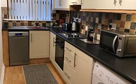 No. 6 Clifden Court